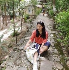 Meet your Posher, Leeza